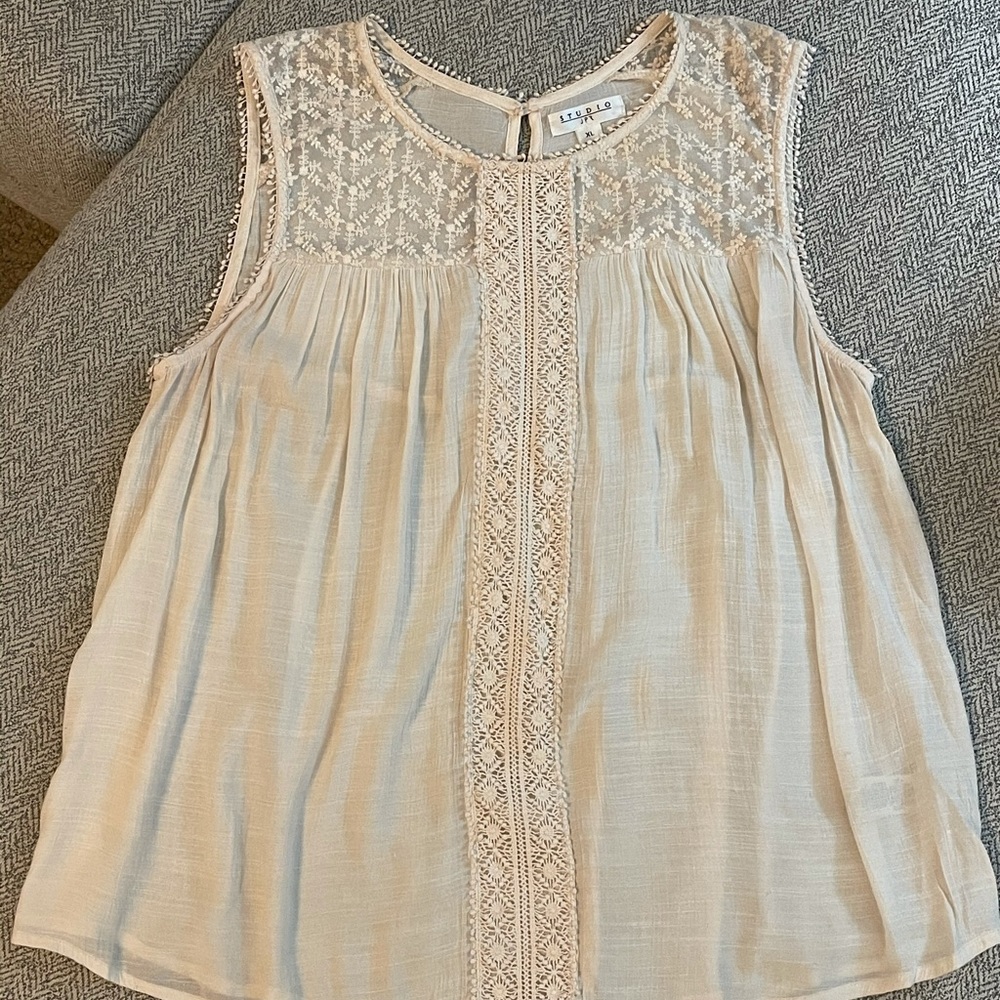 Studio JPR embroidery detail top